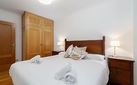 Encantador piso con parking by CABANA Rentals